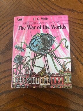 Vintage book | The War of the Worlds| Illustrated Classic Editions
